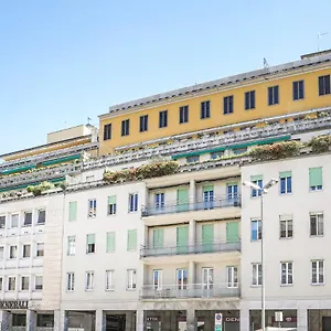 vizitați hotelul