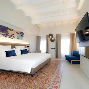 vizitați hotelul